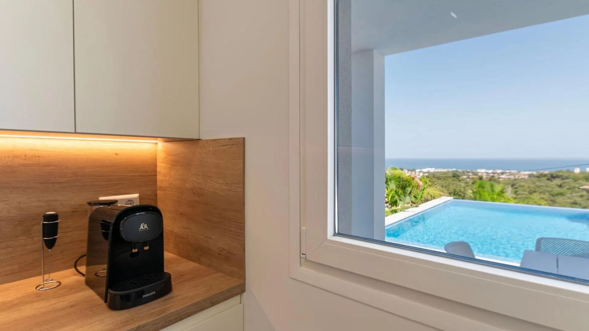 Happyplace Malaga -- Villa With Panoramic Sea View Heated Infinity Saltwater Pool 0*,